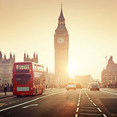 Прямые поставки брендовой одежды из Европы в Омске и Омской области